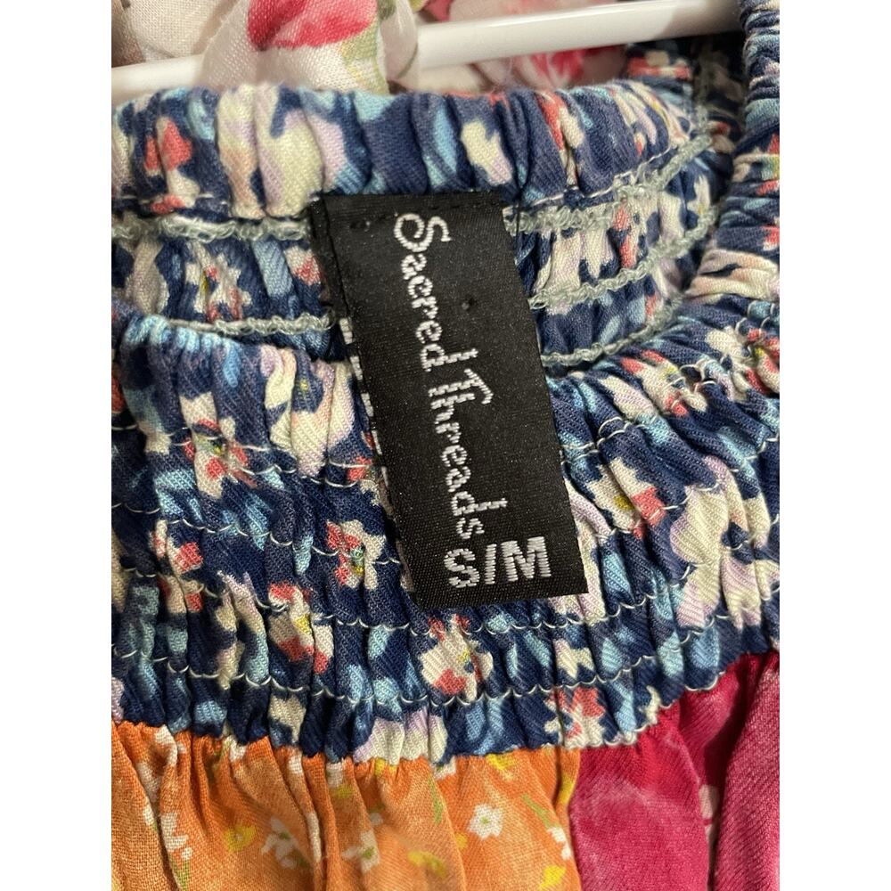 Sacred Threads S/M Patch floral Pant Shirt Sleeve Romper - Picture 2 of 4
